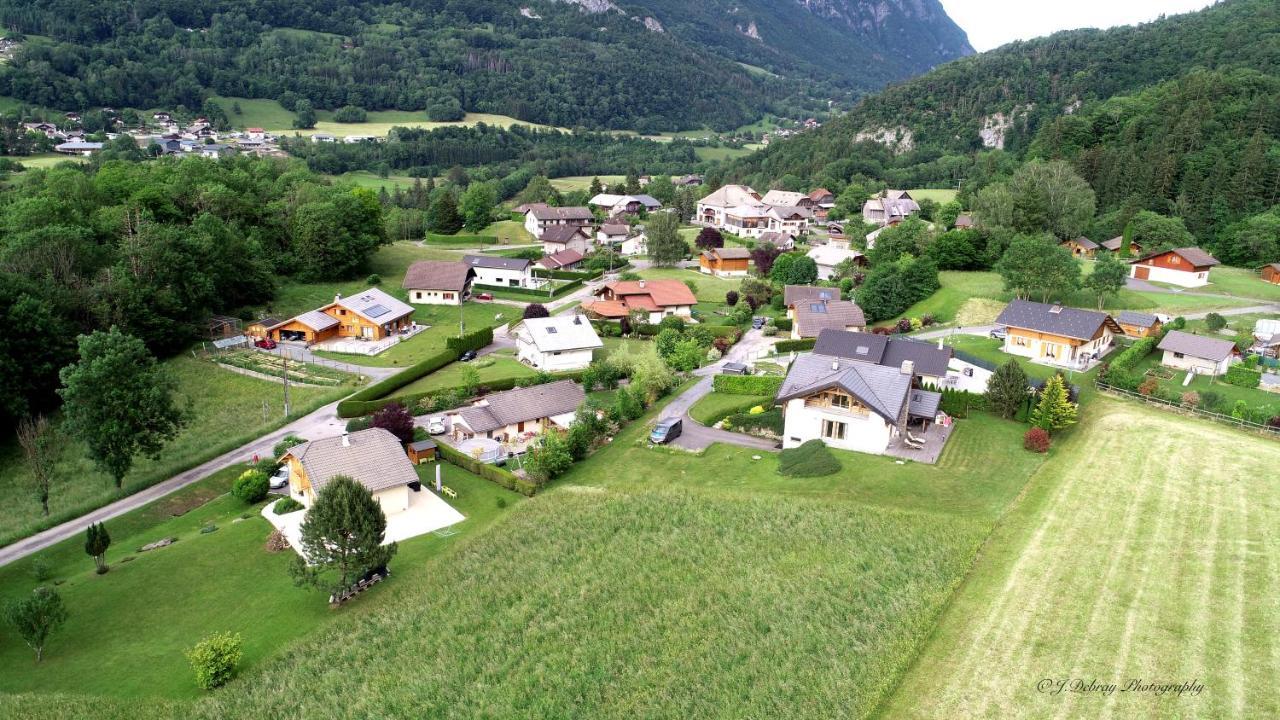 Chalet Aux 3 Biches Mieussy Buitenkant foto