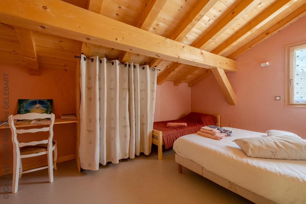 Chalet Aux 3 Biches Mieussy Buitenkant foto