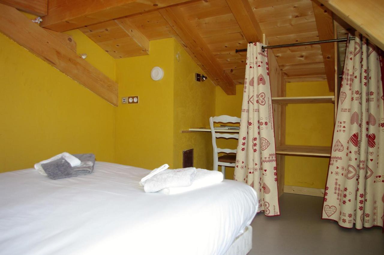 Chalet Aux 3 Biches Mieussy Buitenkant foto